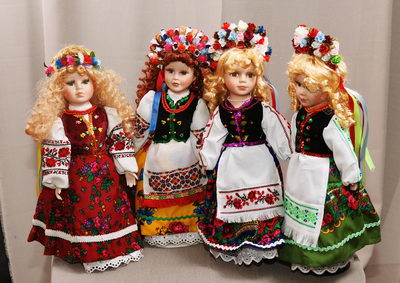 Ляльки - українки. - Ручна вишивка.